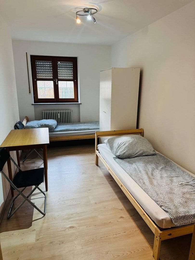 Pronájem bytu 3+1 71 m², Bahnhofallee 11, Markt Schwaben, Bavorsko Pronájem bytu 3+1 71 m², Bahnhofallee 11, Markt Schwaben, Bavorsko