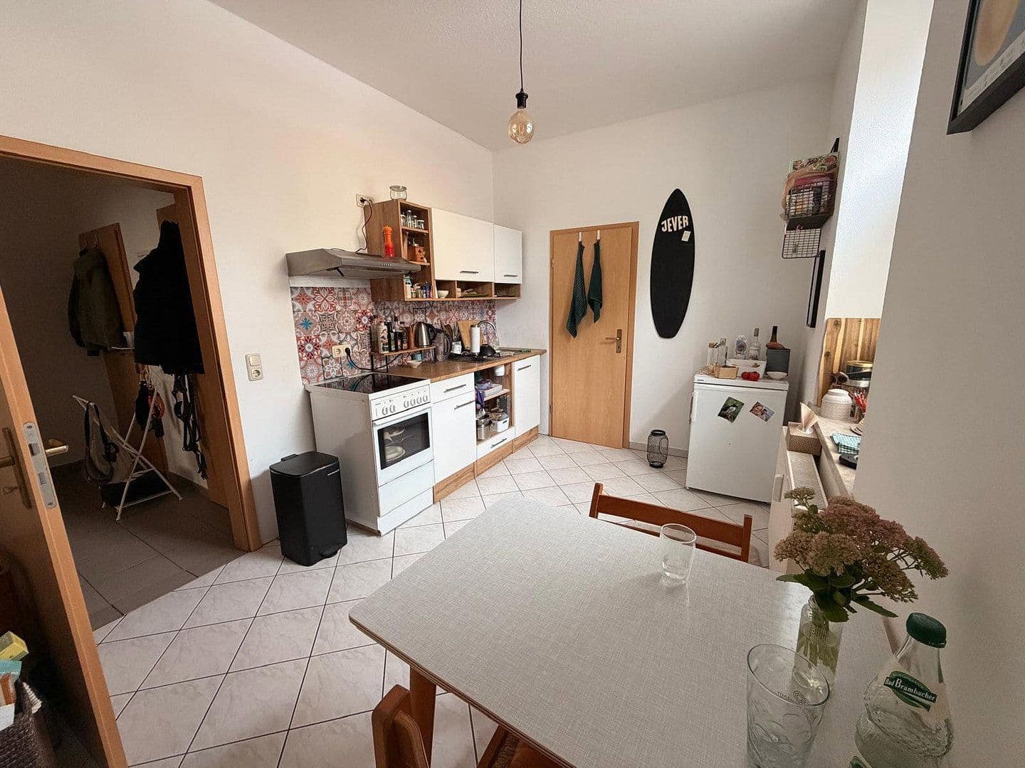 Pronájem bytu 2+1 58 m², August-Bebel-Str. 9, Hirschberg, Durynsko Pronájem bytu 2+1 58 m², August-Bebel-Str. 9, Hirschberg, Durynsko
