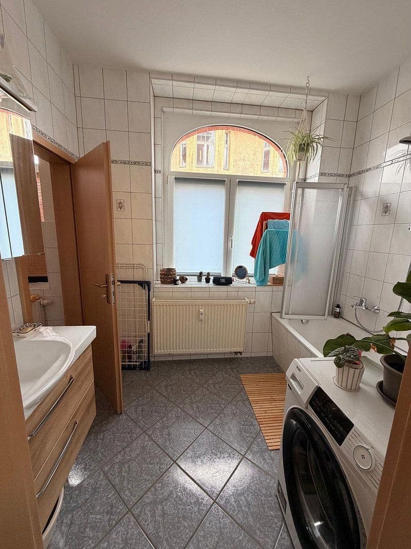 Pronájem bytu 2+1 58 m², August-Bebel-Str. 9, Hirschberg, Durynsko Pronájem bytu 2+1 58 m², August-Bebel-Str. 9, Hirschberg, Durynsko