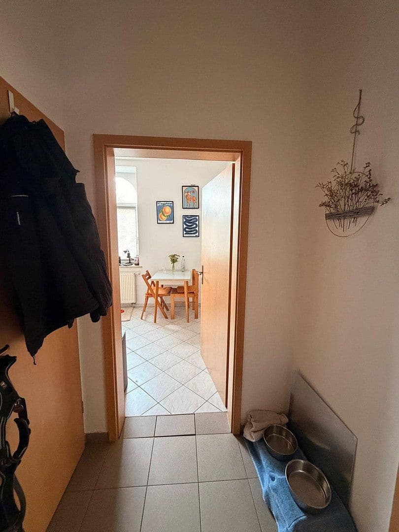 Pronájem bytu 2+1 58 m², August-Bebel-Str. 9, Hirschberg, Durynsko Pronájem bytu 2+1 58 m², August-Bebel-Str. 9, Hirschberg, Durynsko