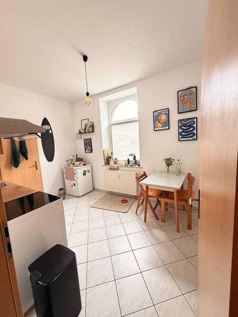 Pronájem bytu 2+1 58 m², August-Bebel-Str. 9, Hirschberg, Durynsko Pronájem bytu 2+1 58 m², August-Bebel-Str. 9, Hirschberg, Durynsko