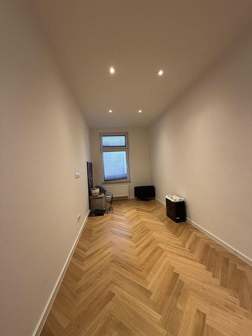 Pronájem bytu 3+1 80 m², Berlin, Berlín Pronájem bytu 3+1 80 m², Berlin, Berlín