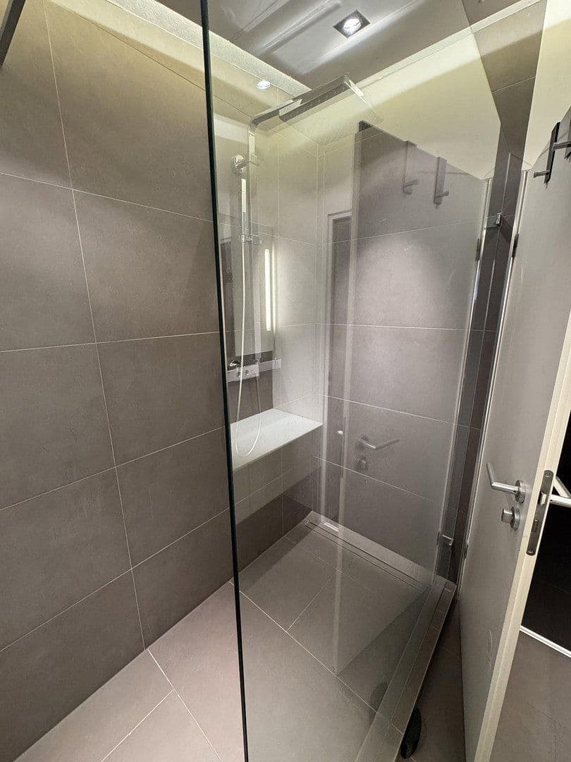 Pronájem bytu 4+1 123 m², Karbener Straẞe 1a, Nidderau, Hessen Pronájem bytu 4+1 123 m², Karbener Straẞe 1a, Nidderau, Hessen