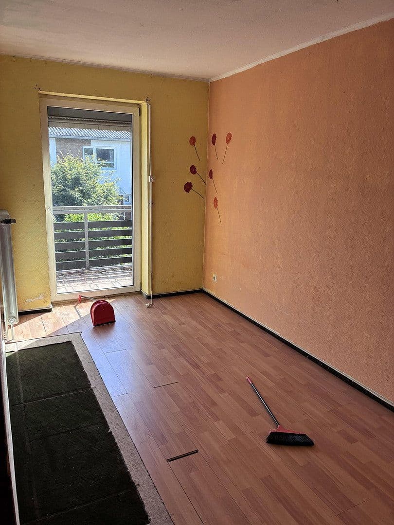 Prodej domu 106 m², pozemek 220 m², Drosselstieg 7, Henstedt-Ulzburg, Šlesvicko-Holštýnsko Prodej domu 106 m², pozemek 220 m², Drosselstieg 7, Henstedt-Ulzburg, Šlesvicko-Holštýnsko
