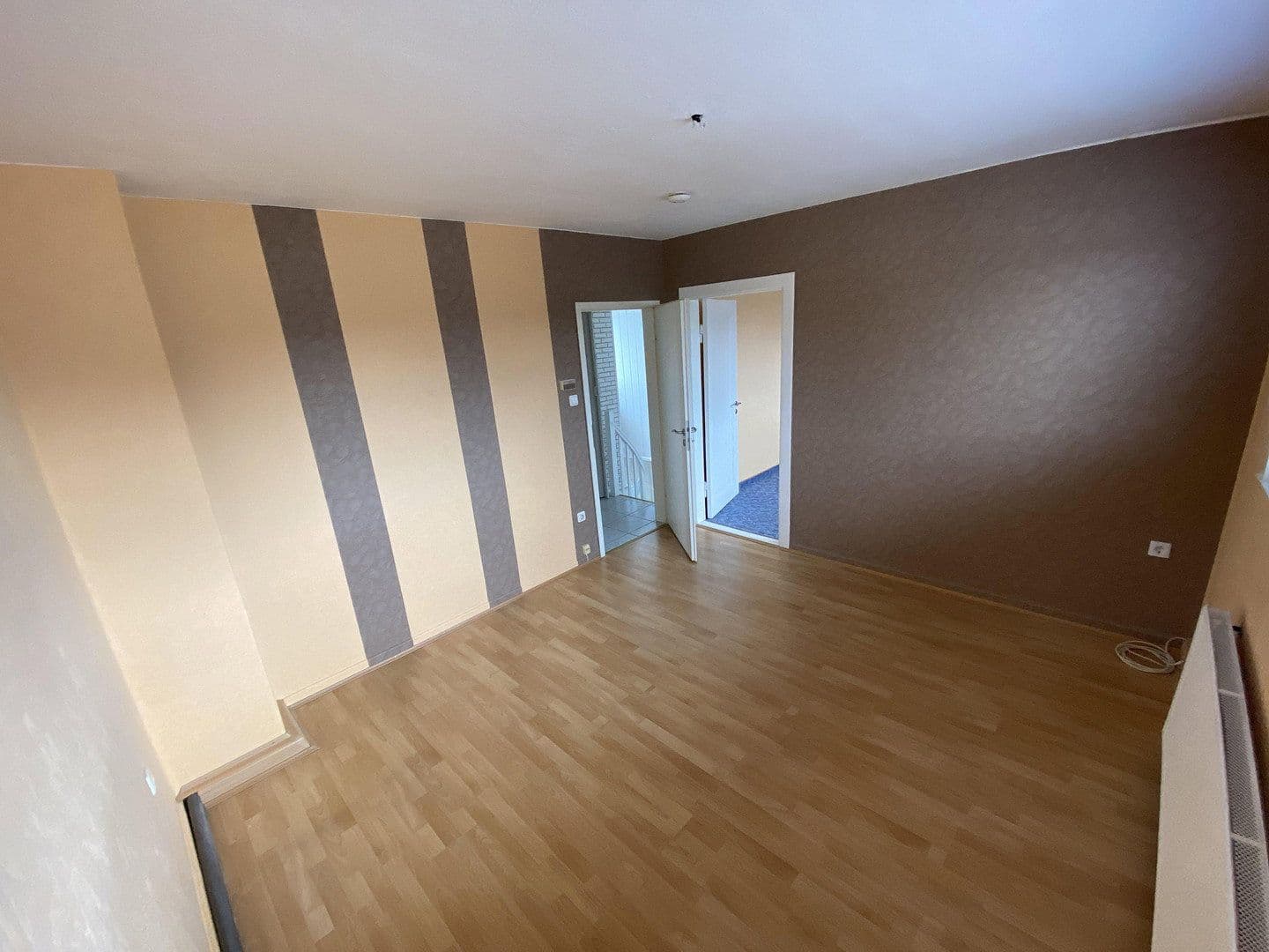 Prodej domu 474 m², pozemek 1.269 m², Neumünster, Šlesvicko-Holštýnsko Prodej domu 474 m², pozemek 1.269 m², Neumünster, Šlesvicko-Holštýnsko