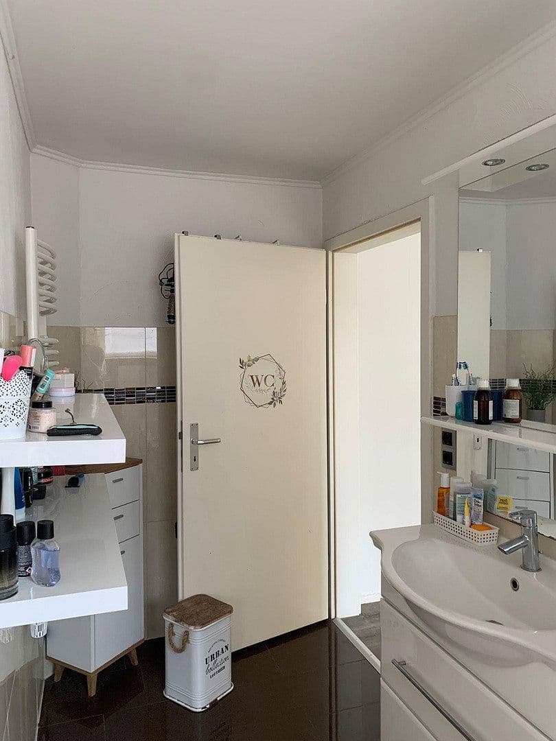 Prodej domu 474 m², pozemek 1.269 m², Neumünster, Šlesvicko-Holštýnsko Prodej domu 474 m², pozemek 1.269 m², Neumünster, Šlesvicko-Holštýnsko