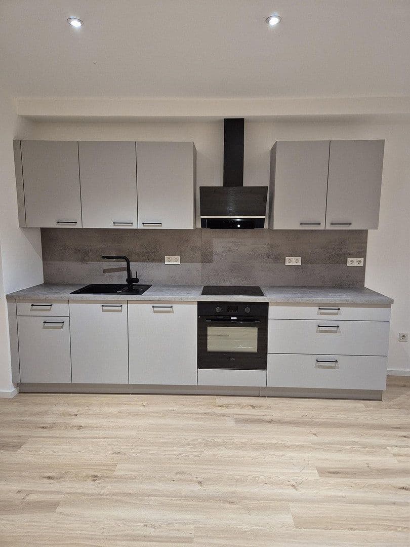 Pronájem bytu 4+1 113 m², Bühler Straße 138, Saarbrücken, Země Sársko Pronájem bytu 4+1 113 m², Bühler Straße 138, Saarbrücken, Země Sársko