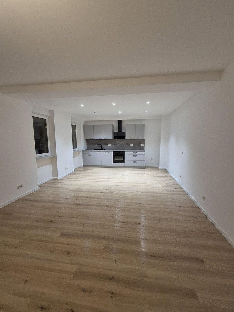 Pronájem bytu 4+1 113 m², Bühler Straße 138, Saarbrücken, Země Sársko Pronájem bytu 4+1 113 m², Bühler Straße 138, Saarbrücken, Země Sársko