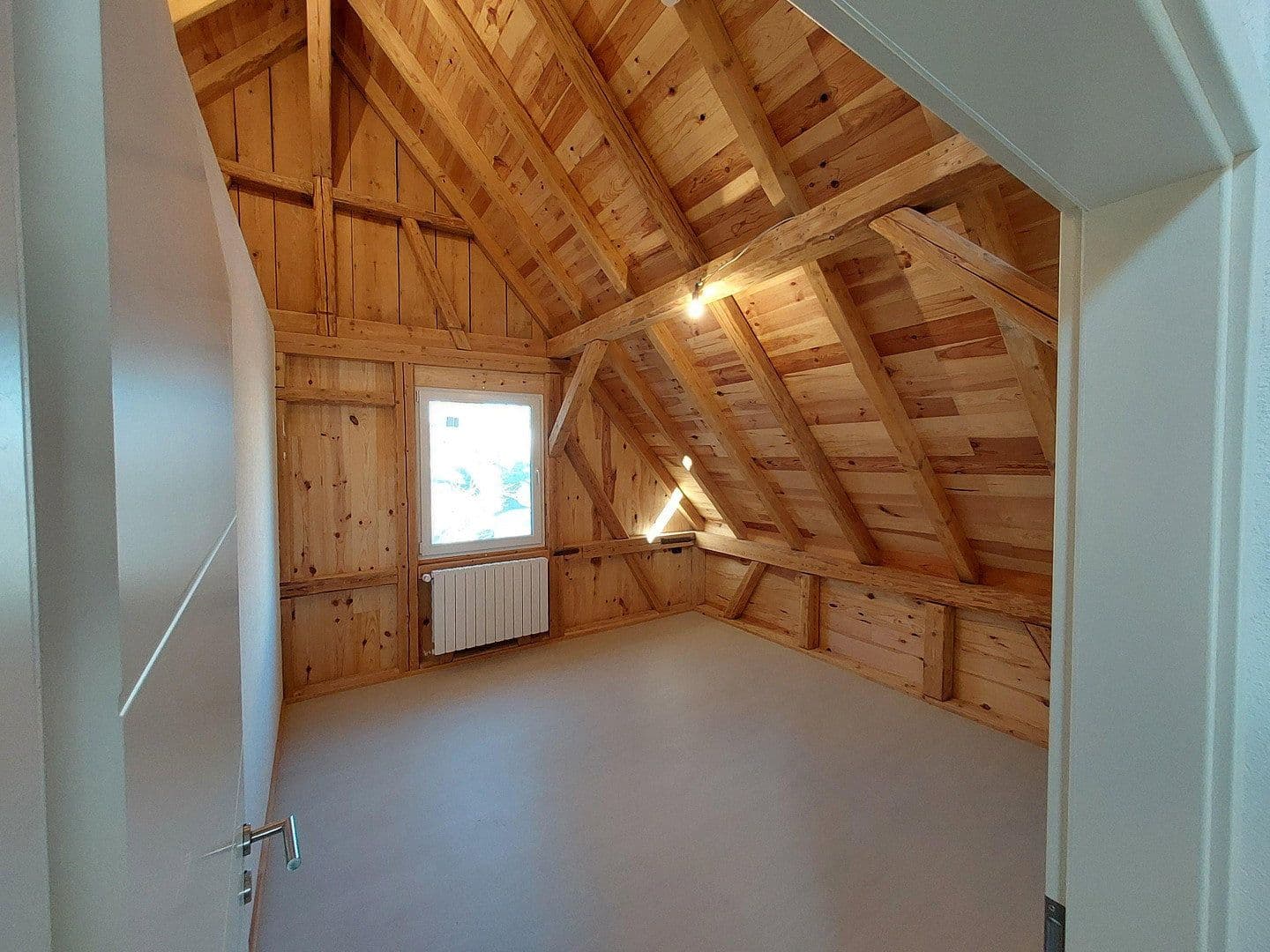 Pronájem domu 100 m², pozemek 200 m², Loßburg, Bádensko-Württembersko Pronájem domu 100 m², pozemek 200 m², Loßburg, Bádensko-Württembersko