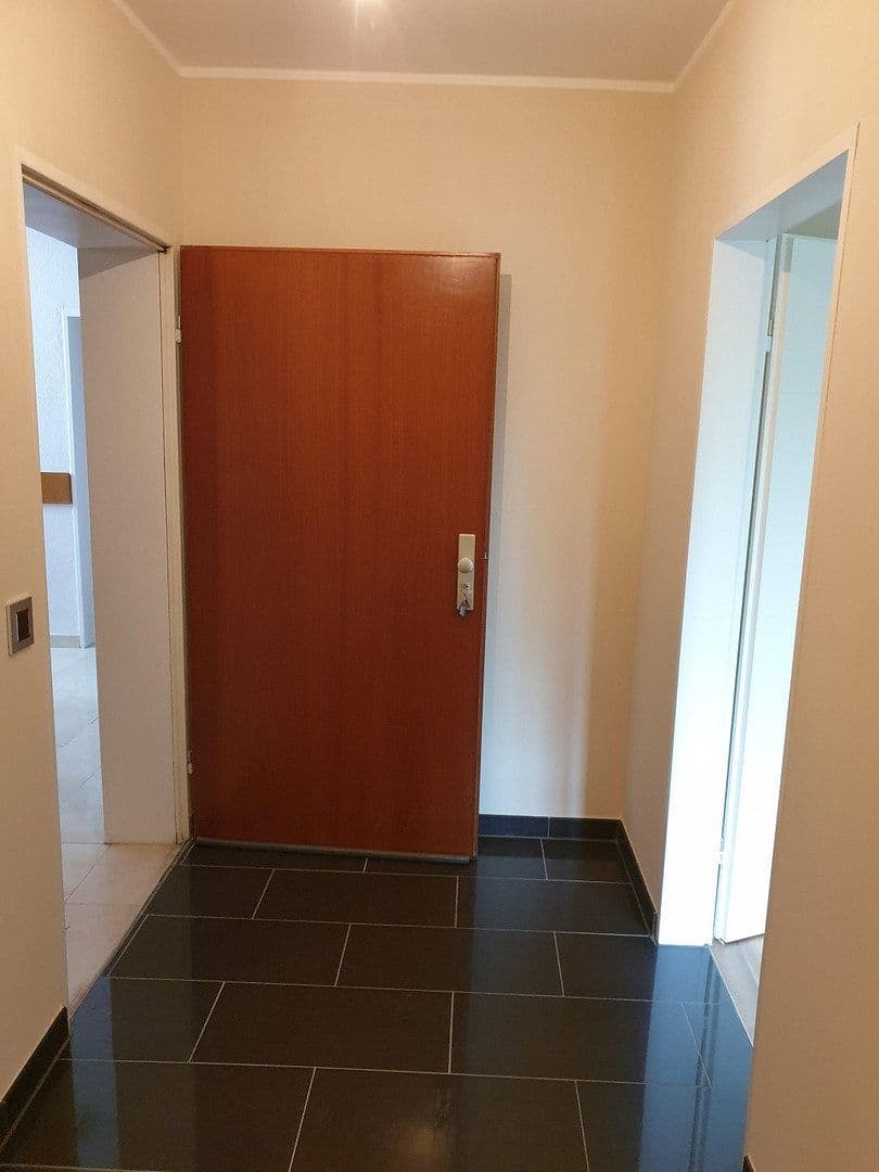 Pronájem bytu 1+1 39 m², Niddablick 1, Bad Vilbel, Hessen Pronájem bytu 1+1 39 m², Niddablick 1, Bad Vilbel, Hessen