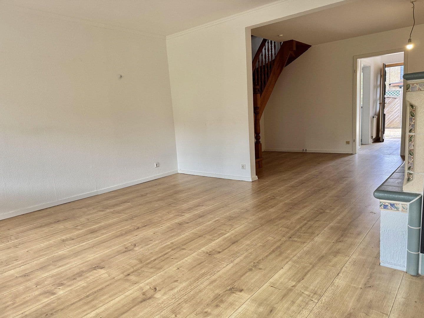 Prodej domu 117 m², pozemek 201 m², Bornholmer Kehre 20, Ellerau, Šlesvicko-Holštýnsko Prodej domu 117 m², pozemek 201 m², Bornholmer Kehre 20, Ellerau, Šlesvicko-Holštýnsko