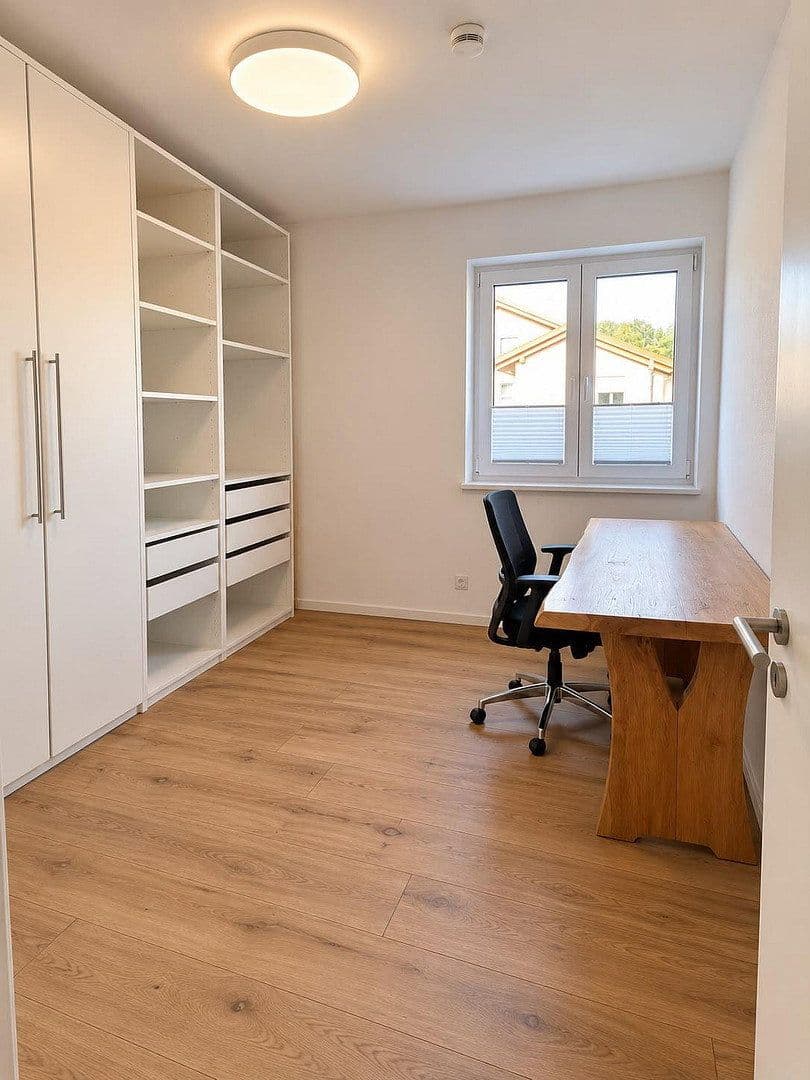 Pronájem bytu 5+1 130 m², Feldkirchen-Westerham(Vagen), Bavorsko Pronájem bytu 5+1 130 m², Feldkirchen-Westerham(Vagen), Bavorsko