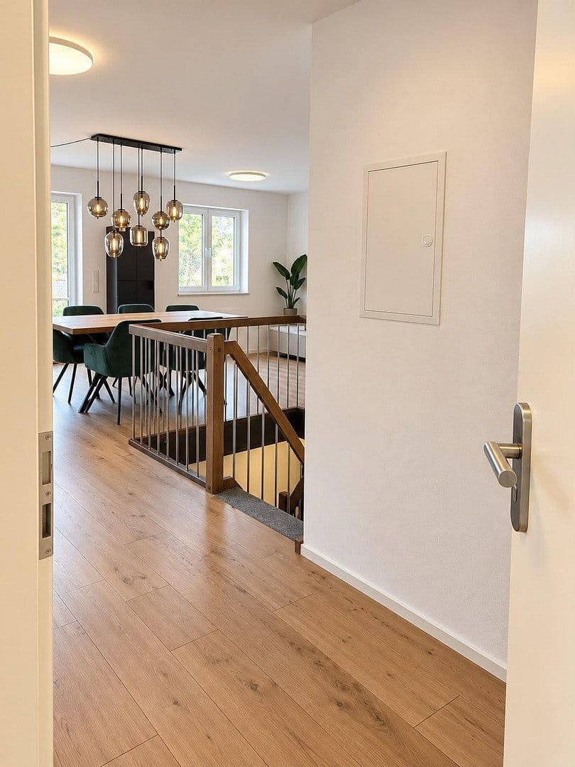 Pronájem bytu 5+1 130 m², Feldkirchen-Westerham(Vagen), Bavorsko Pronájem bytu 5+1 130 m², Feldkirchen-Westerham(Vagen), Bavorsko