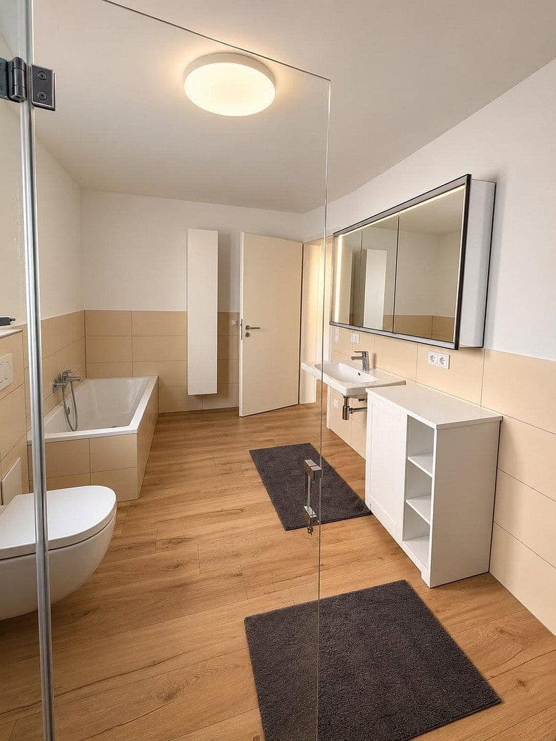 Pronájem bytu 5+1 130 m², Feldkirchen-Westerham(Vagen), Bavorsko Pronájem bytu 5+1 130 m², Feldkirchen-Westerham(Vagen), Bavorsko
