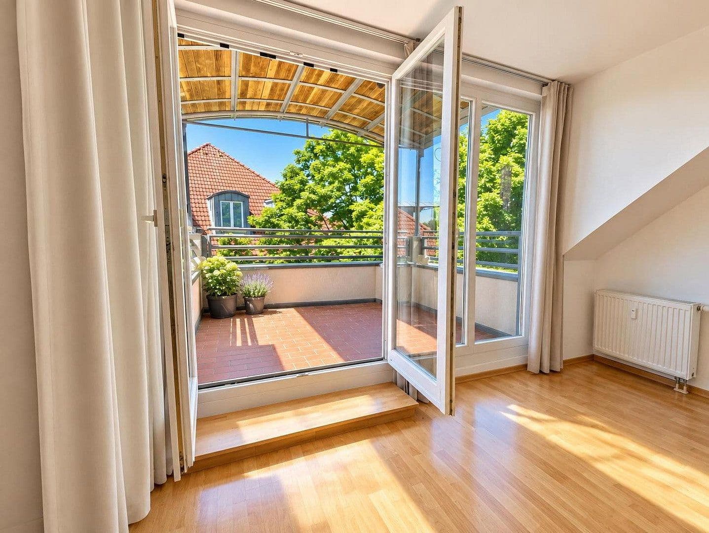 Pronájem bytu 3+1 63 m², Velten, Braniborsko Pronájem bytu 3+1 63 m², Velten, Braniborsko