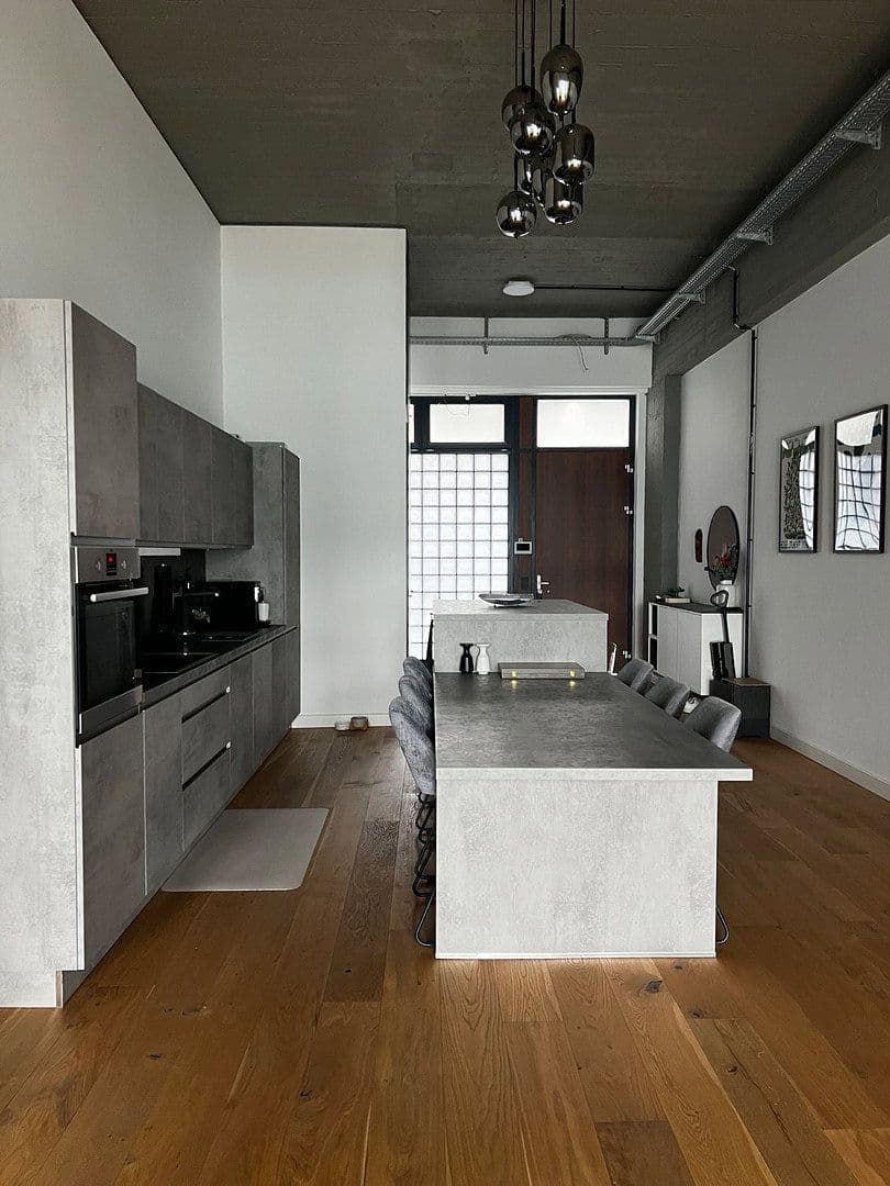 Pronájem bytu 4+1 173 m², Gotlindestraße 91a, Berlin, Berlín Pronájem bytu 4+1 173 m², Gotlindestraße 91a, Berlin, Berlín