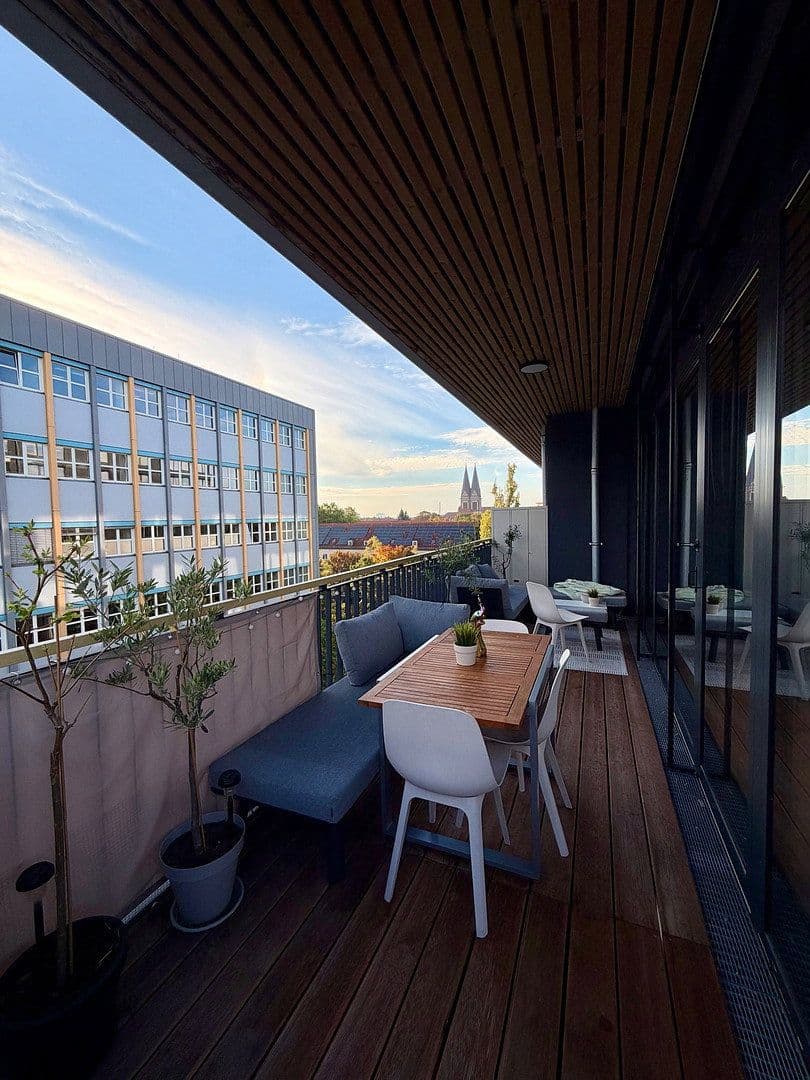 Pronájem bytu 4+1 173 m², Gotlindestraße 91a, Berlin, Berlín Pronájem bytu 4+1 173 m², Gotlindestraße 91a, Berlin, Berlín