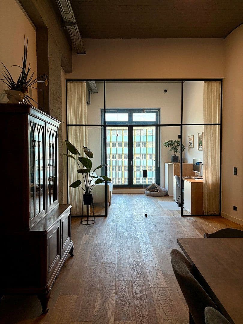 Pronájem bytu 4+1 173 m², Gotlindestraße 91a, Berlin, Berlín Pronájem bytu 4+1 173 m², Gotlindestraße 91a, Berlin, Berlín