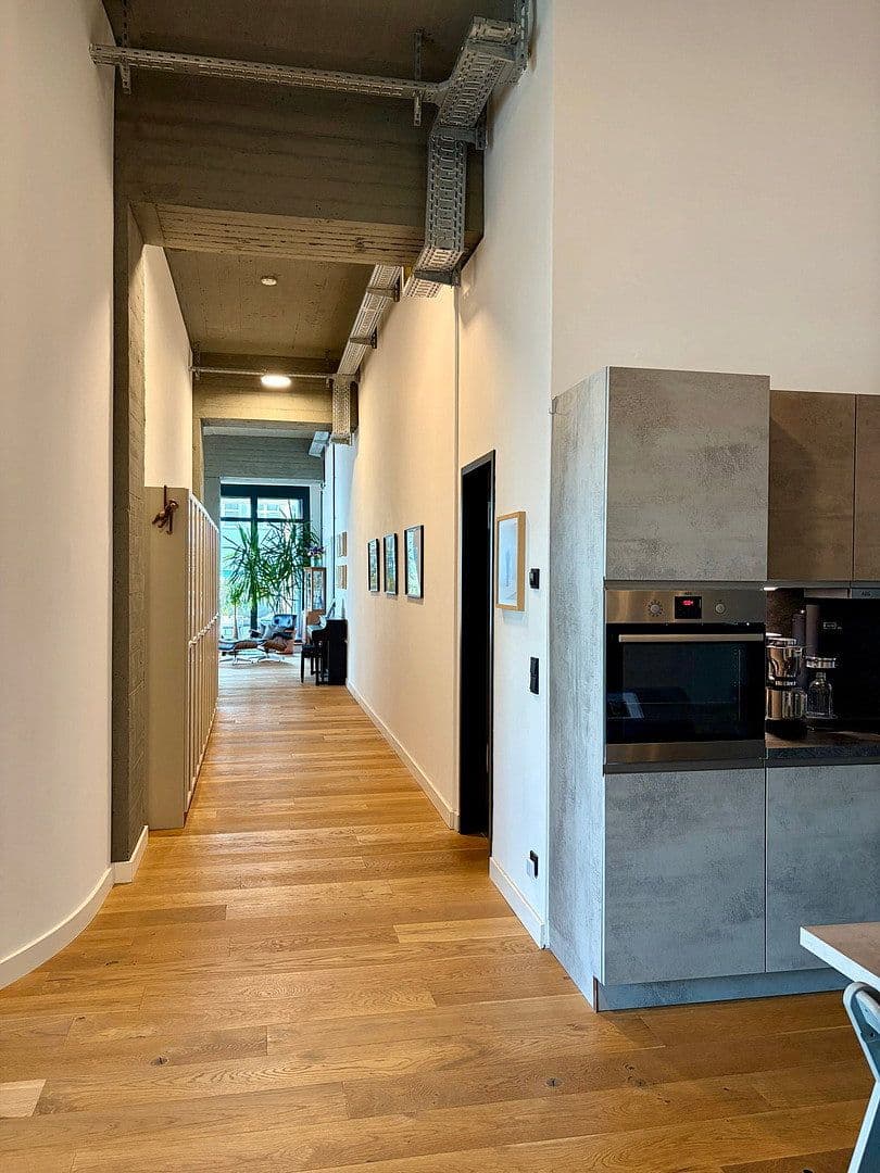 Pronájem bytu 4+1 173 m², Gotlindestraße 91a, Berlin, Berlín Pronájem bytu 4+1 173 m², Gotlindestraße 91a, Berlin, Berlín