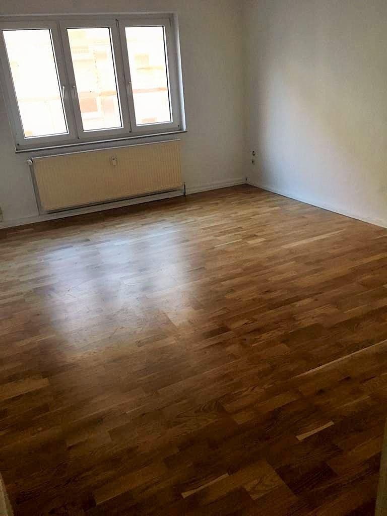 Pronájem bytu 2+1 55 m², Essen, Severní Porýní-Vestfálsko Pronájem bytu 2+1 55 m², Essen, Severní Porýní-Vestfálsko