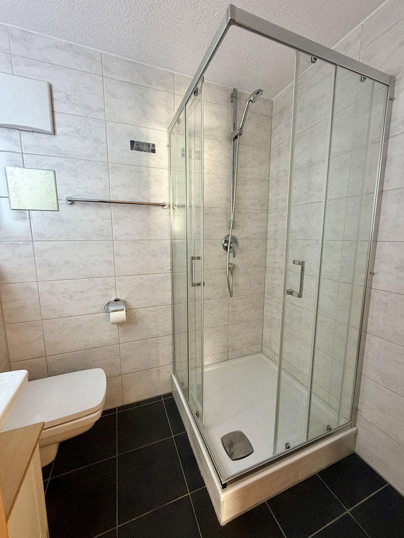 Pronájem bytu 4+kk 115 m², Seestraße 38, Weil im Schönbuch, Bádensko-Württembersko Pronájem bytu 4+kk 115 m², Seestraße 38, Weil im Schönbuch, Bádensko-Württembersko