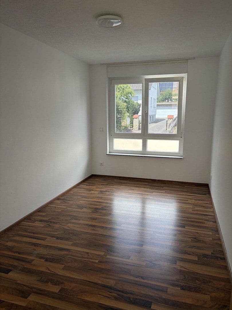 Pronájem bytu 4+kk 115 m², Seestraße 38, Weil im Schönbuch, Bádensko-Württembersko Pronájem bytu 4+kk 115 m², Seestraße 38, Weil im Schönbuch, Bádensko-Württembersko