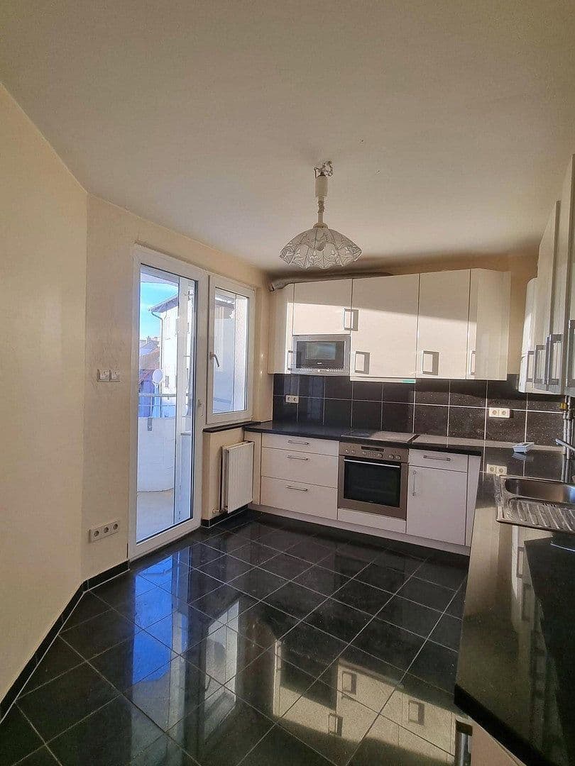 Prodej bytu 3+1 68 m², Taubenstraße 2-6, Ludwigshafen, Porýní-Falc Prodej bytu 3+1 68 m², Taubenstraße 2-6, Ludwigshafen, Porýní-Falc