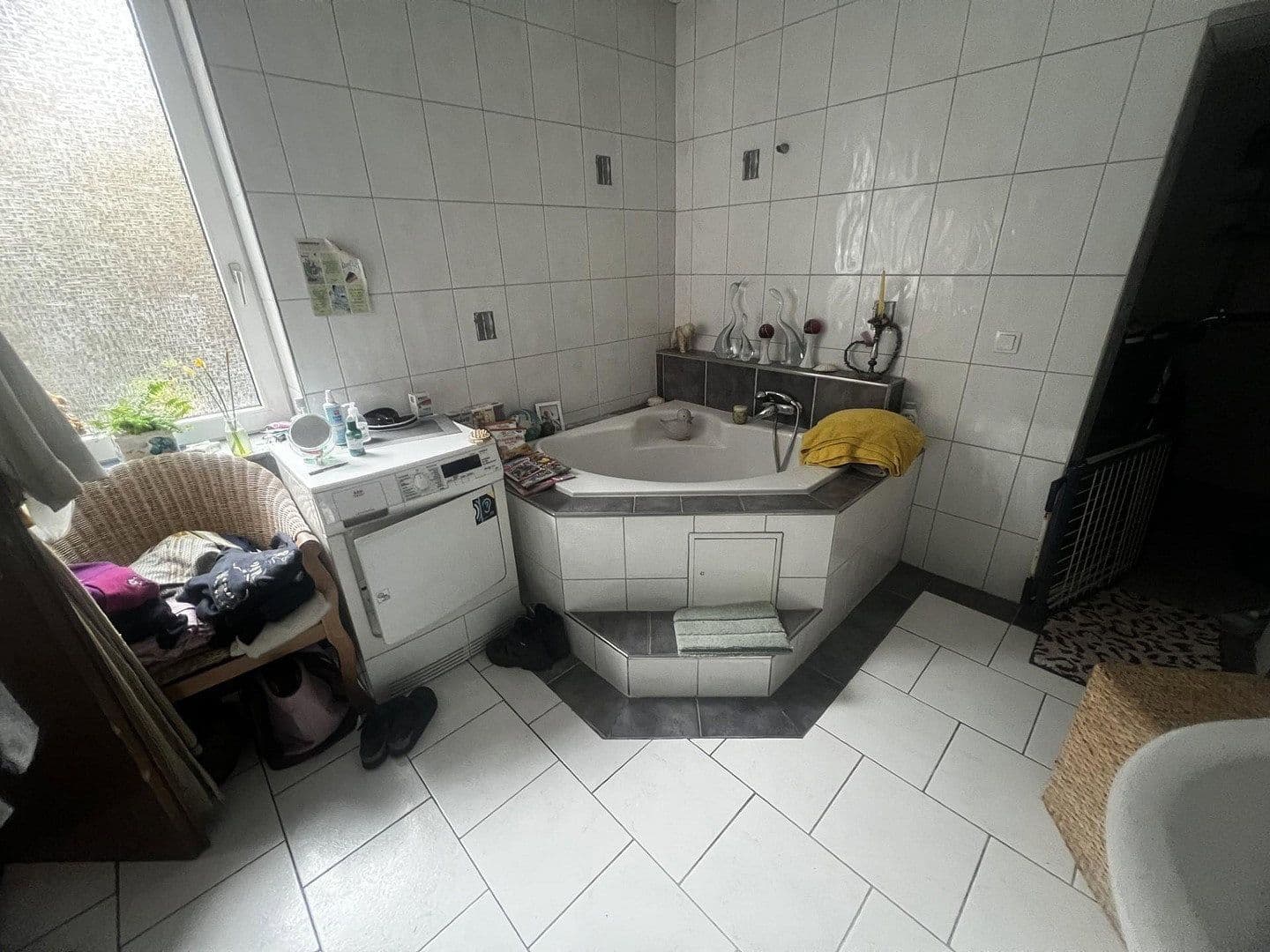 Prodej domu 200 m², pozemek 407 m², Kölner Straße 22, Mönchengladbach, Severní Porýní-Vestfálsko Prodej domu 200 m², pozemek 407 m², Kölner Straße 22, Mönchengladbach, Severní Porýní-Vestfálsko
