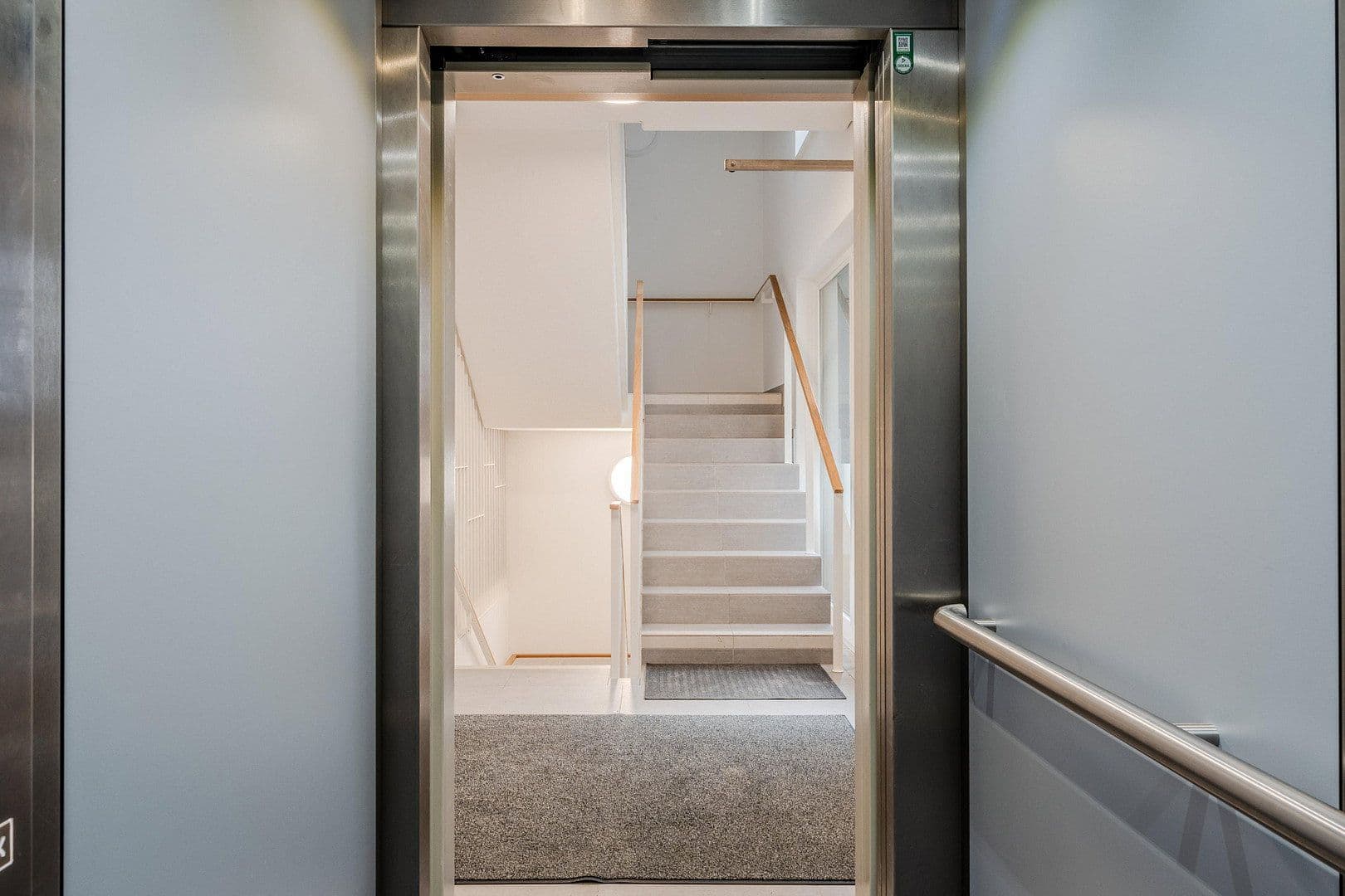 Prodej bytu 2+1 52 m², Alsterweg 46A, Berlin, Berlín Prodej bytu 2+1 52 m², Alsterweg 46A, Berlin, Berlín