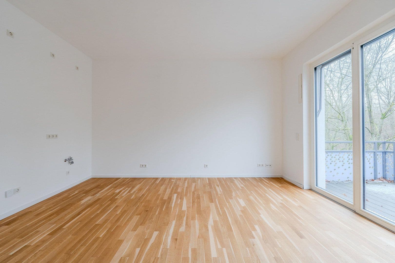 Prodej bytu 2+1 52 m², Alsterweg 46A, Berlin, Berlín Prodej bytu 2+1 52 m², Alsterweg 46A, Berlin, Berlín