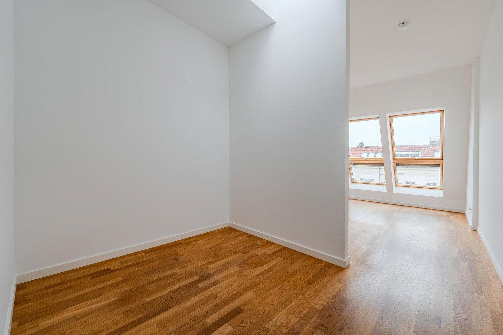 Prodej bytu 7+1 286 m², Gabriel Max Str 15a, Berlin, Berlín Prodej bytu 7+1 286 m², Gabriel Max Str 15a, Berlin, Berlín