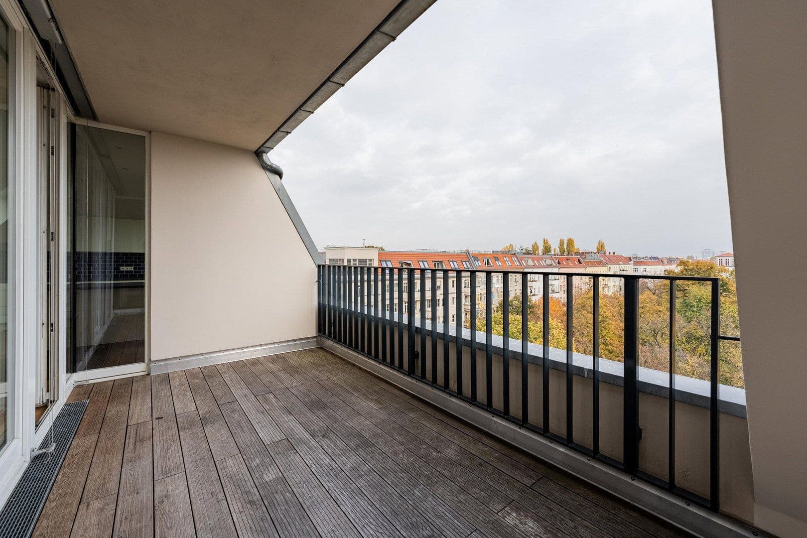 Prodej bytu 7+1 286 m², Gabriel Max Str 15a, Berlin, Berlín Prodej bytu 7+1 286 m², Gabriel Max Str 15a, Berlin, Berlín