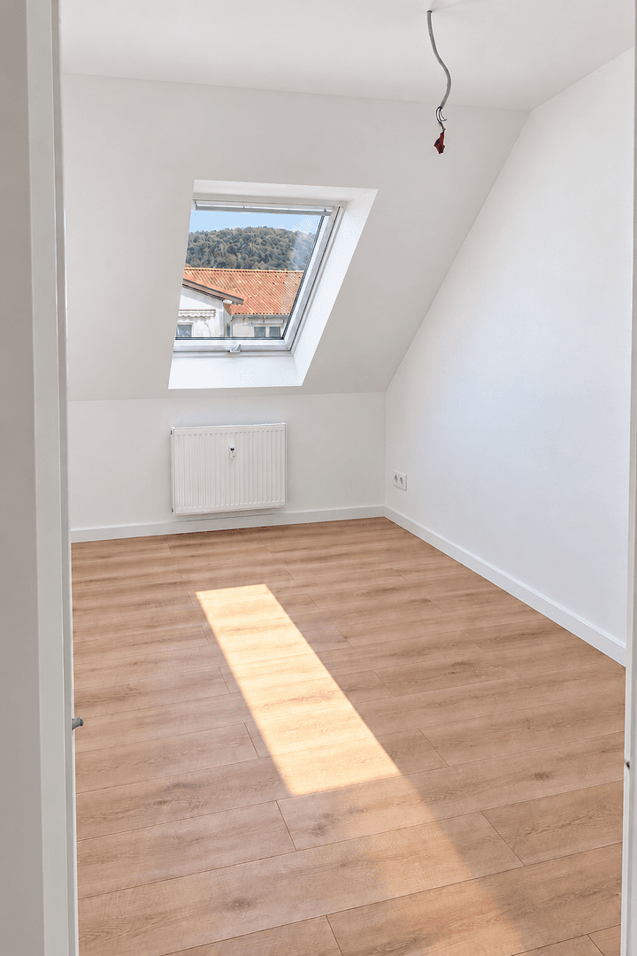 Pronájem bytu 3+1 104 m², Siegfriedstr. 24, Schriesheim, Bádensko-Württembersko Pronájem bytu 3+1 104 m², Siegfriedstr. 24, Schriesheim, Bádensko-Württembersko