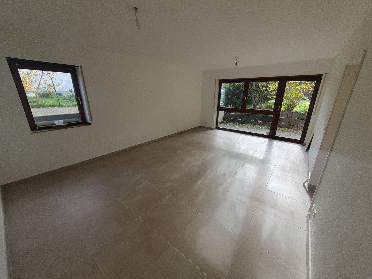 Pronájem bytu 2+1 68 m², Am Langen Sand 13, Schwetzingen, Bádensko-Württembersko Pronájem bytu 2+1 68 m², Am Langen Sand 13, Schwetzingen, Bádensko-Württembersko