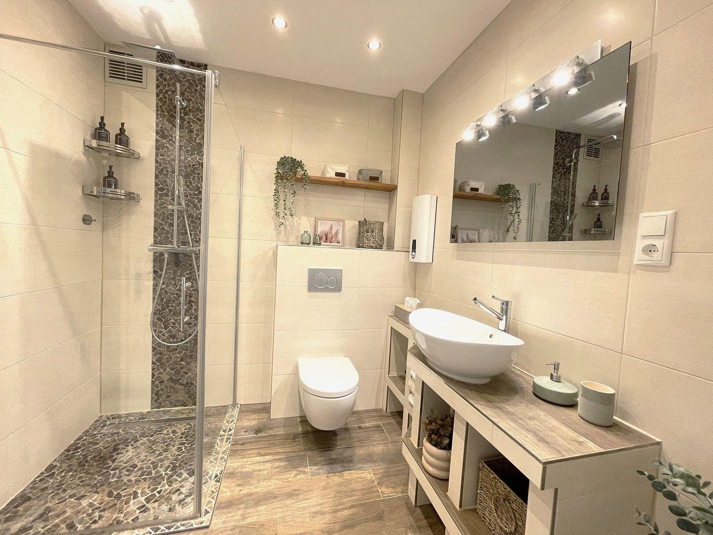 Prodej bytu 4+1 81 m², Hammoor, Šlesvicko-Holštýnsko Prodej bytu 4+1 81 m², Hammoor, Šlesvicko-Holštýnsko