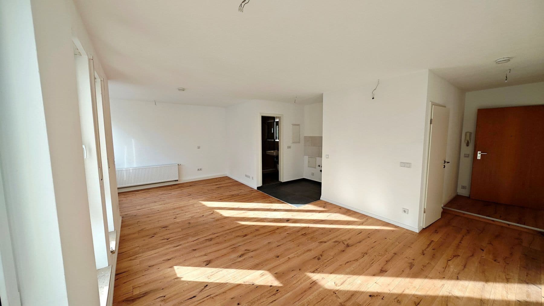 Pronájem bytu 1+1 38 m², Arthur-Hoffmann-Straße 90, Leipzig, Sasko Pronájem bytu 1+1 38 m², Arthur-Hoffmann-Straße 90, Leipzig, Sasko