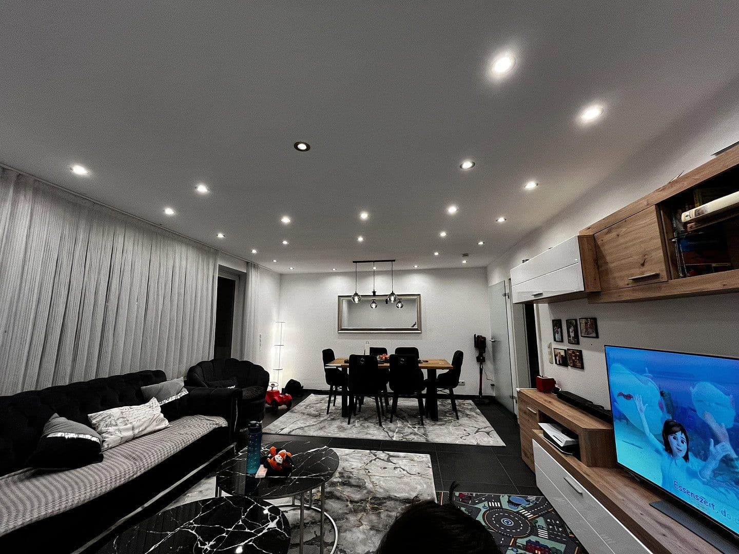 Pronájem bytu 3+1 95 m², Mutterstadt, Porýní-Falc Pronájem bytu 3+1 95 m², Mutterstadt, Porýní-Falc