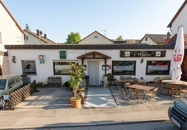 Prodej domu 155 m², pozemek 300 m², Kernen im Remstal, Bádensko-Württembersko Prodej domu 155 m², pozemek 300 m², Kernen im Remstal, Bádensko-Württembersko