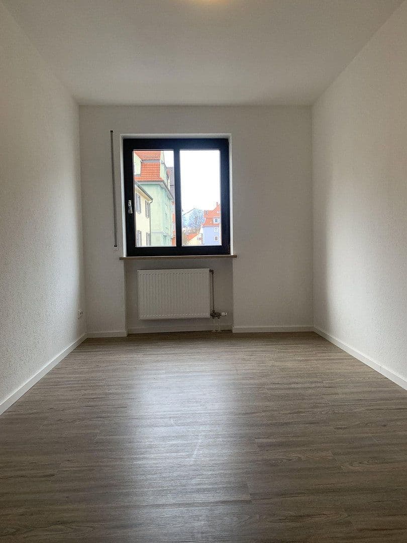 Pronájem bytu 3+1 76 m², Luitpoldstraße 21, Augsburg, Bavorsko Pronájem bytu 3+1 76 m², Luitpoldstraße 21, Augsburg, Bavorsko
