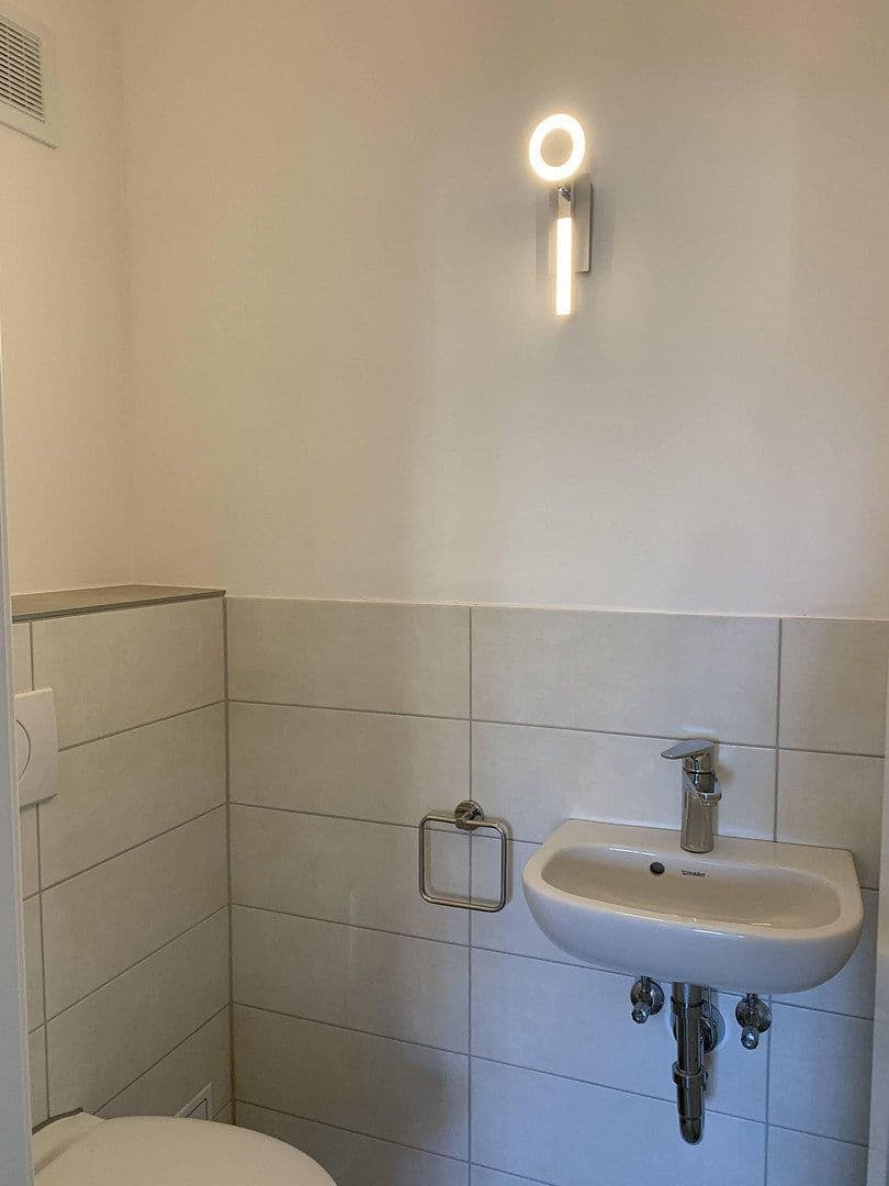 Pronájem bytu 3+1 76 m², Luitpoldstraße 21, Augsburg, Bavorsko Pronájem bytu 3+1 76 m², Luitpoldstraße 21, Augsburg, Bavorsko