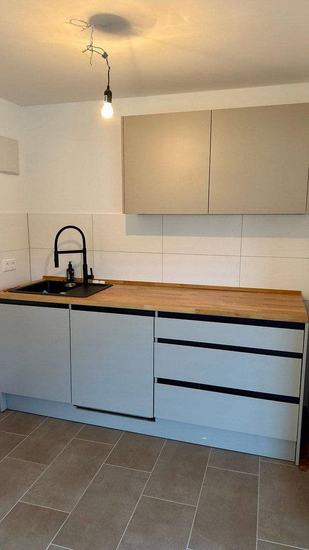 Pronájem bytu 3+1 82 m², Bruchsal, Bádensko-Württembersko Pronájem bytu 3+1 82 m², Bruchsal, Bádensko-Württembersko