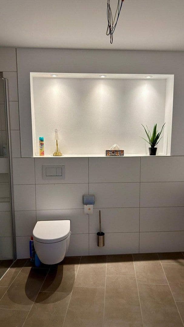 Pronájem bytu 3+1 82 m², Bruchsal, Bádensko-Württembersko Pronájem bytu 3+1 82 m², Bruchsal, Bádensko-Württembersko