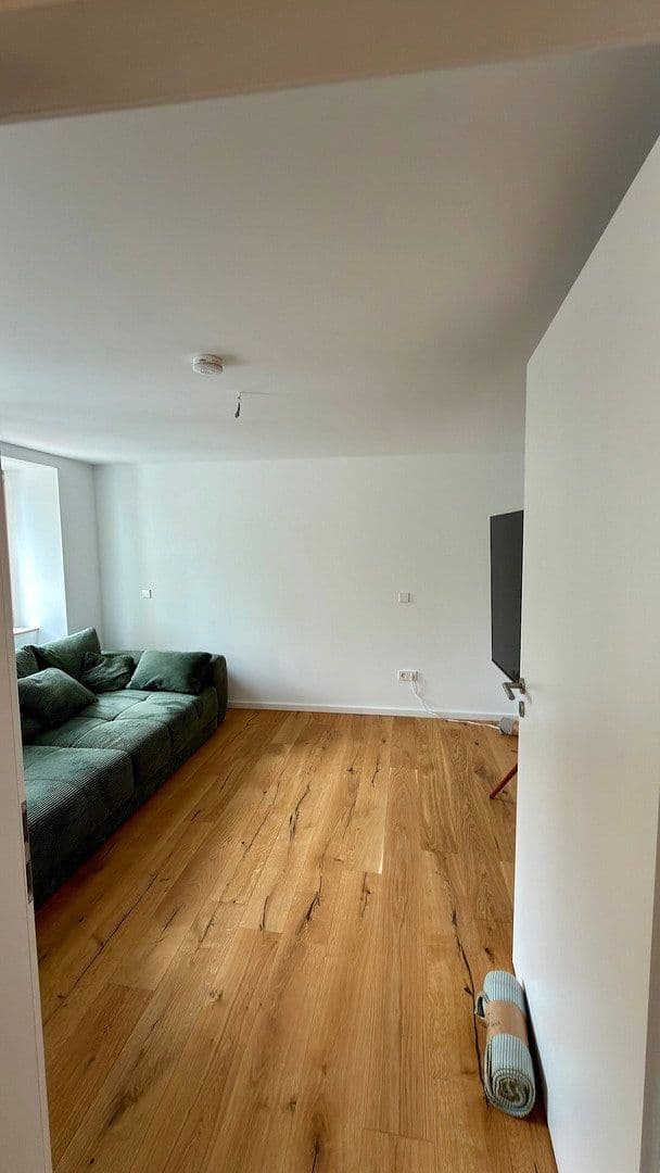 Pronájem bytu 3+1 82 m², Bruchsal, Bádensko-Württembersko Pronájem bytu 3+1 82 m², Bruchsal, Bádensko-Württembersko