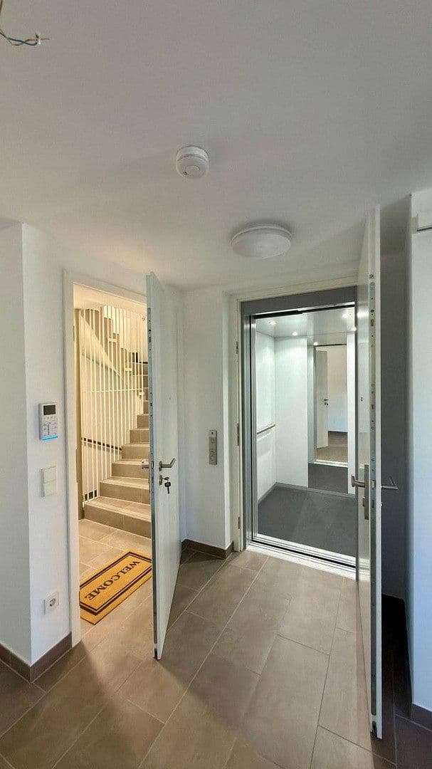 Pronájem bytu 3+1 82 m², Bruchsal, Bádensko-Württembersko Pronájem bytu 3+1 82 m², Bruchsal, Bádensko-Württembersko