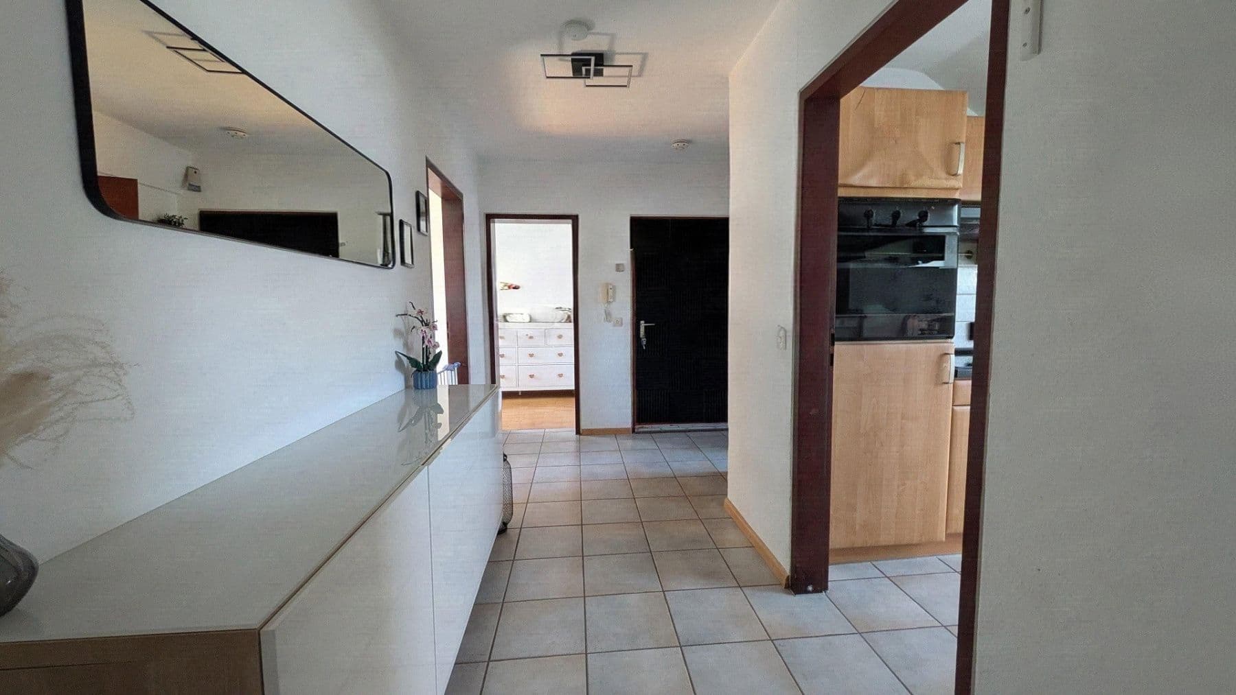 Prodej bytu 3+1 66 m², Bernhardusstr. 12, Ehrenkirchen, Bádensko-Württembersko Prodej bytu 3+1 66 m², Bernhardusstr. 12, Ehrenkirchen, Bádensko-Württembersko
