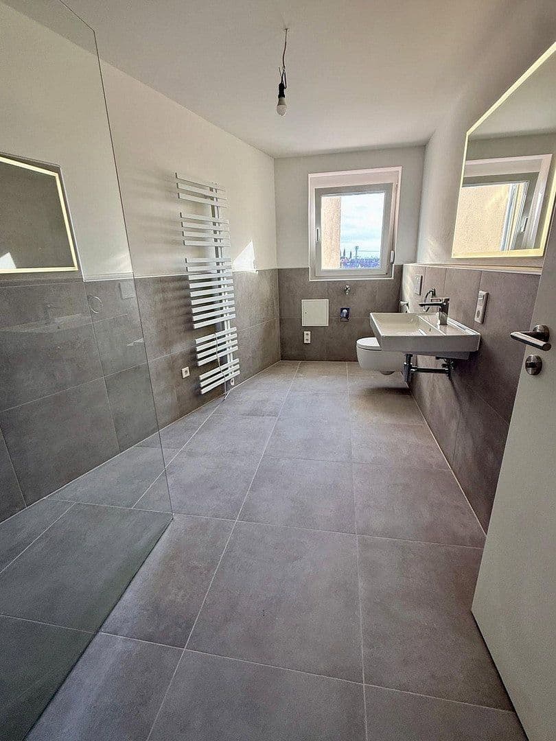 Pronájem bytu 3+kk 85 m², Stromerstr. 1/1A, Nürnberg, Bavorsko Pronájem bytu 3+kk 85 m², Stromerstr. 1/1A, Nürnberg, Bavorsko