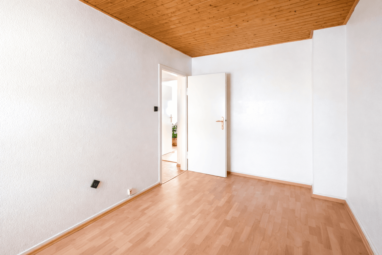 Pronájem bytu 3+1 74 m², Waldstraße 17, Remscheid, Severní Porýní-Vestfálsko Pronájem bytu 3+1 74 m², Waldstraße 17, Remscheid, Severní Porýní-Vestfálsko