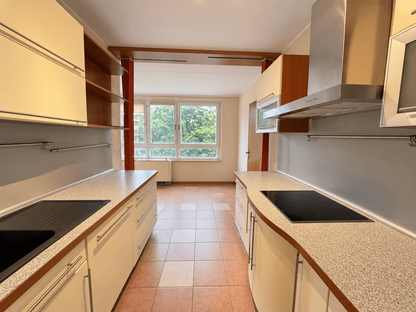 Pronájem bytu 4+1 82 m², Albert-Schweitzer-Straße 7, Essen, Severní Porýní-Vestfálsko Pronájem bytu 4+1 82 m², Albert-Schweitzer-Straße 7, Essen, Severní Porýní-Vestfálsko