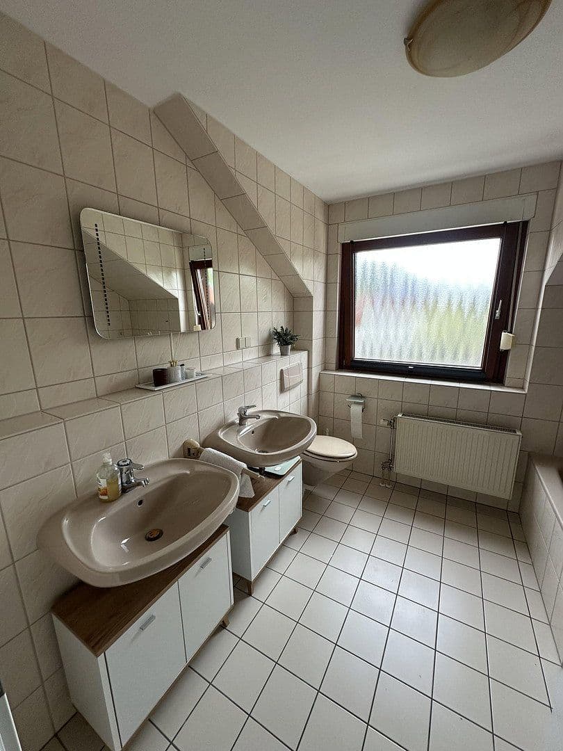 Pronájem domu 130 m², pozemek 250 m², Ludwigshafen am Rhein, Porýní-Falc Pronájem domu 130 m², pozemek 250 m², Ludwigshafen am Rhein, Porýní-Falc