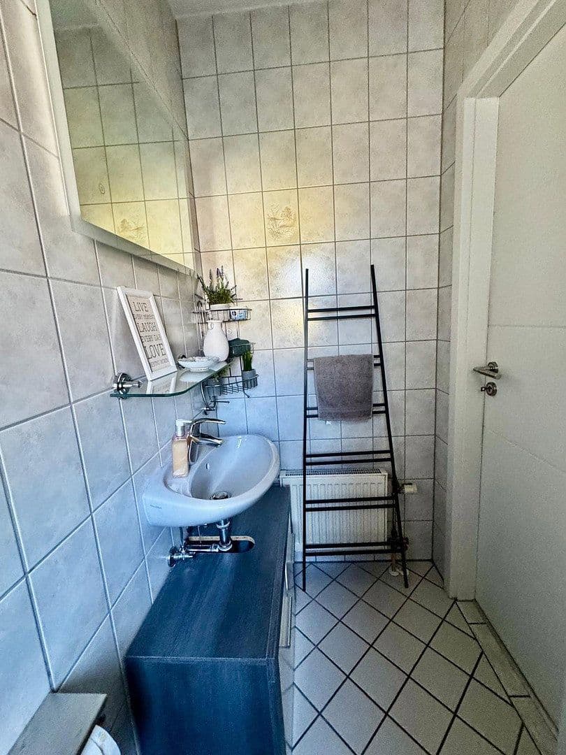 Pronájem domu 130 m², pozemek 250 m², Ludwigshafen am Rhein, Porýní-Falc Pronájem domu 130 m², pozemek 250 m², Ludwigshafen am Rhein, Porýní-Falc